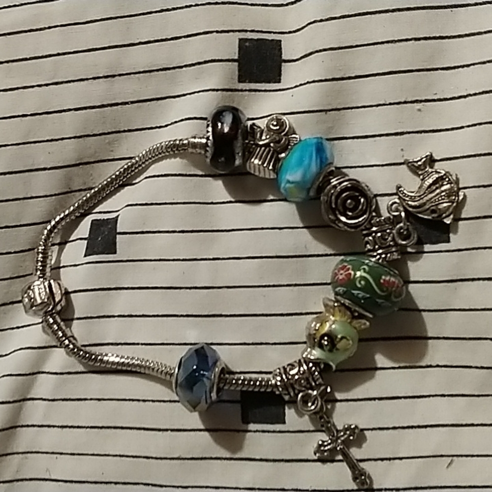 Charm bracelet